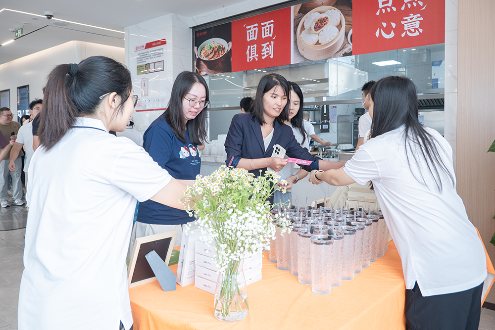 产业园食堂运营管理,提升餐饮服务质量与效率的关键.png